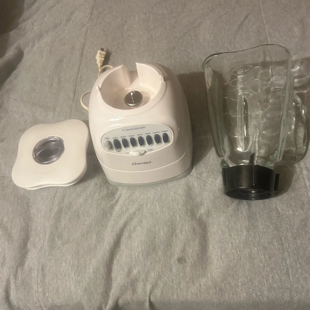 Oster Cream Blender with Glass Jar - Picture 4 of 10